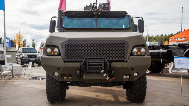 Armored rover KAMAZ K-53949, the base for self-propelled AT missile system