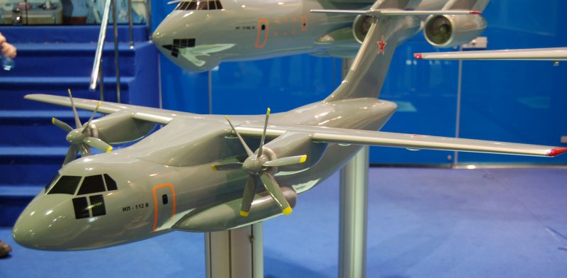Model of Il-112E at the MAKS-2009