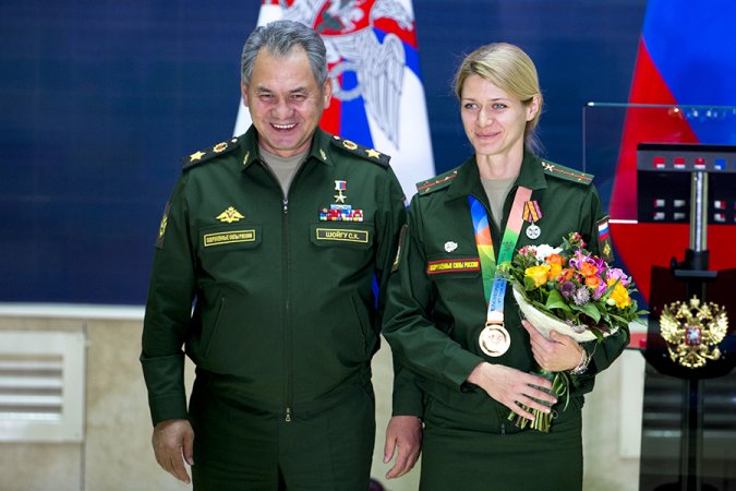 Russian Minister of Defense Sergey Shoigu with a winner of the Military World Games, South Korea