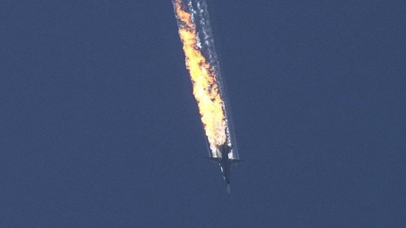 Su-24 crashing