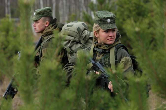 russian military women