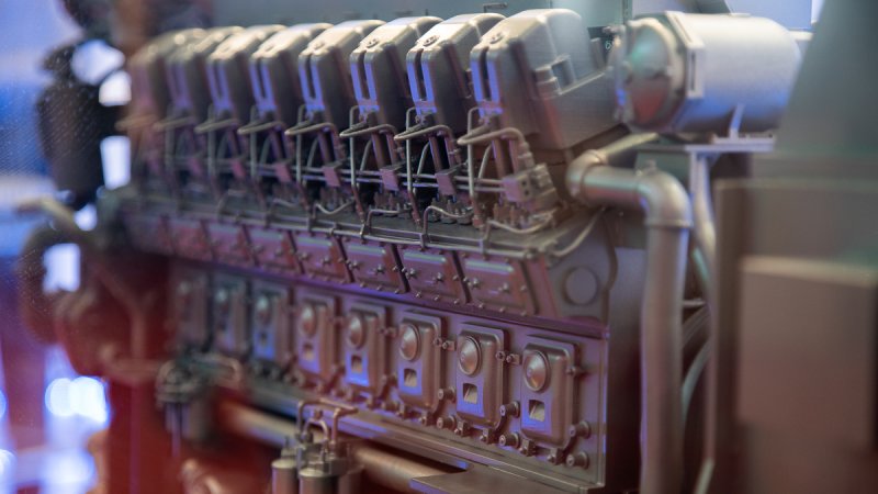 Marine diesel 16SD500 based on D500 type engine designed by Kolomensky Zavod (member of TransMashHolding) Marine diesel 16SD500 based on D500 type engine designed by Kolomensky Zavod (member of TransMashHolding)
