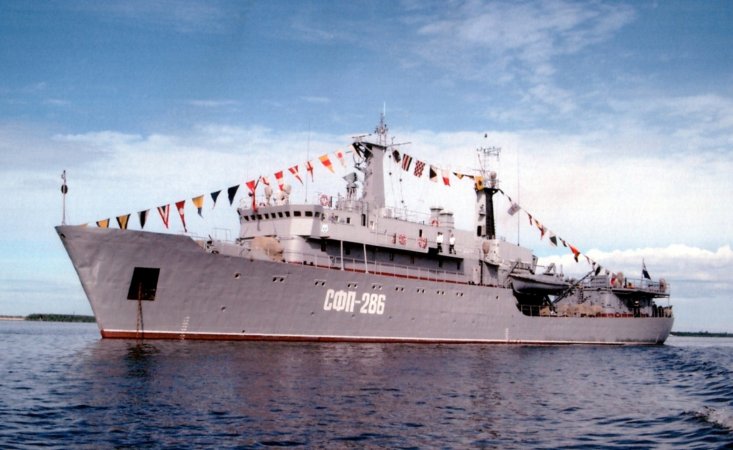 Northern Fleet’s PFS Mikhail Lomonosov (before 2010, named SFP-286)